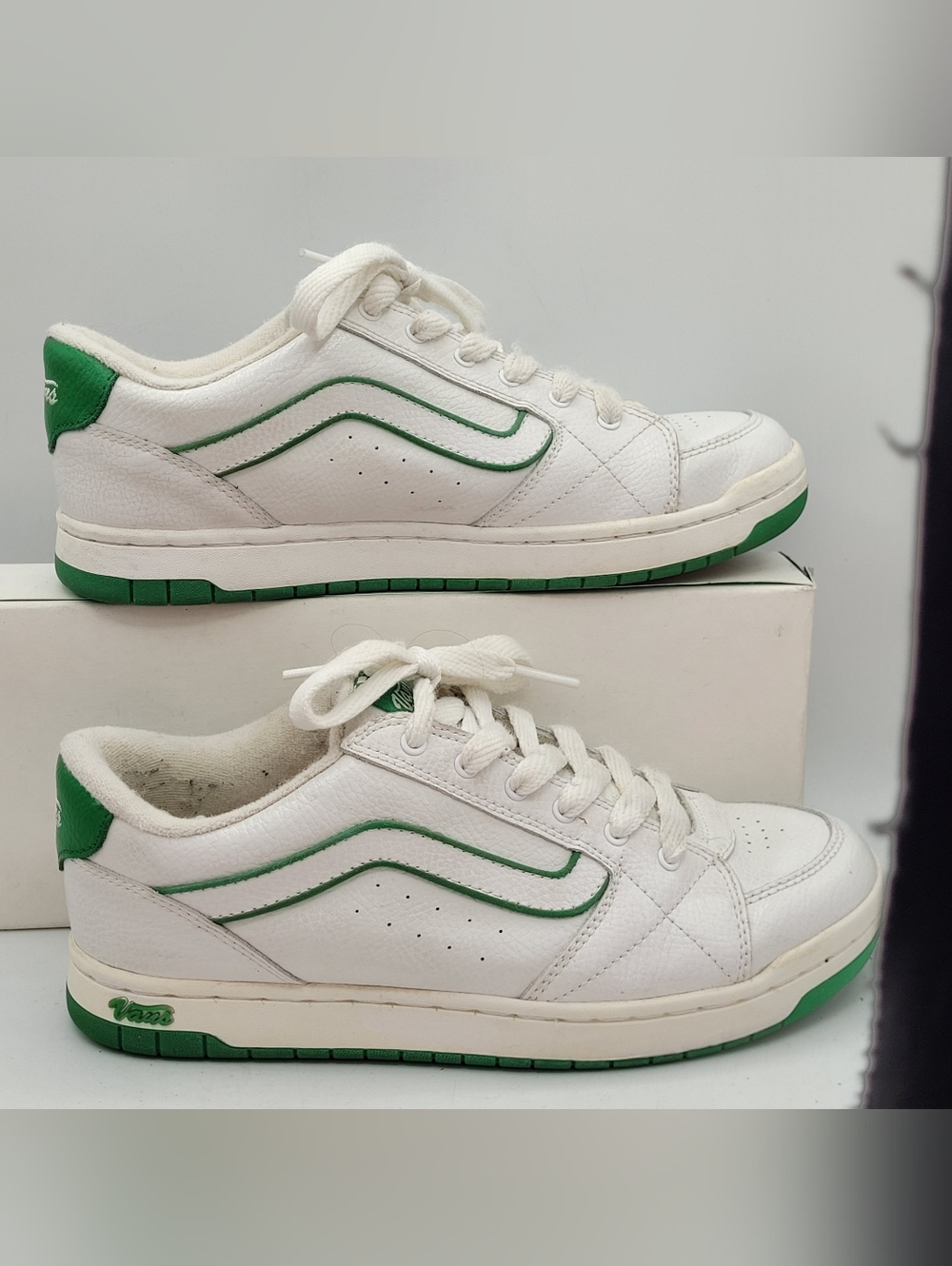 Vans Hylan Sneakers Size 9 ~ White And Green - Picture 4 of 16
